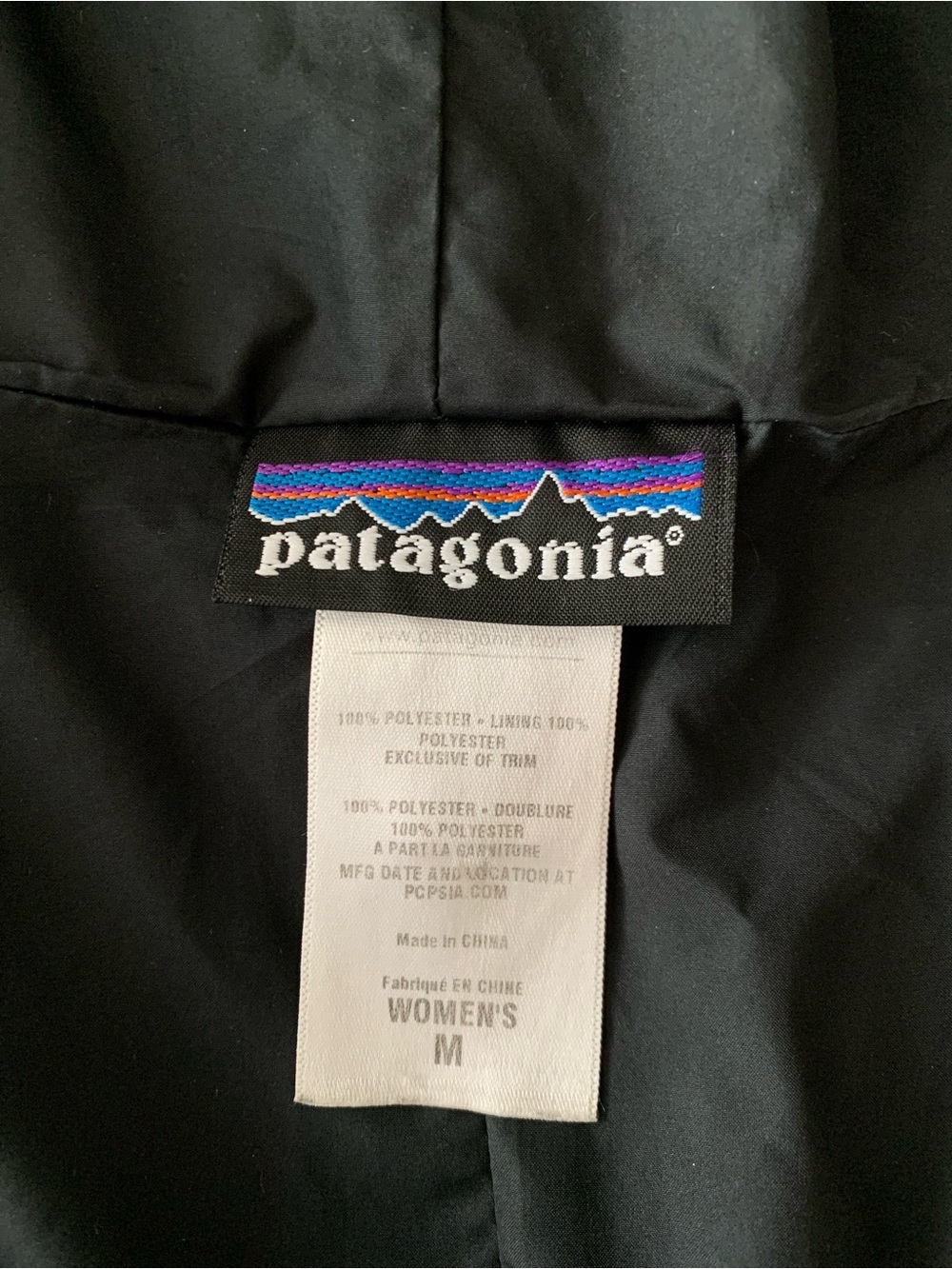 Patagonia Black Hooded Trench Coat - Picture 14 of 16
